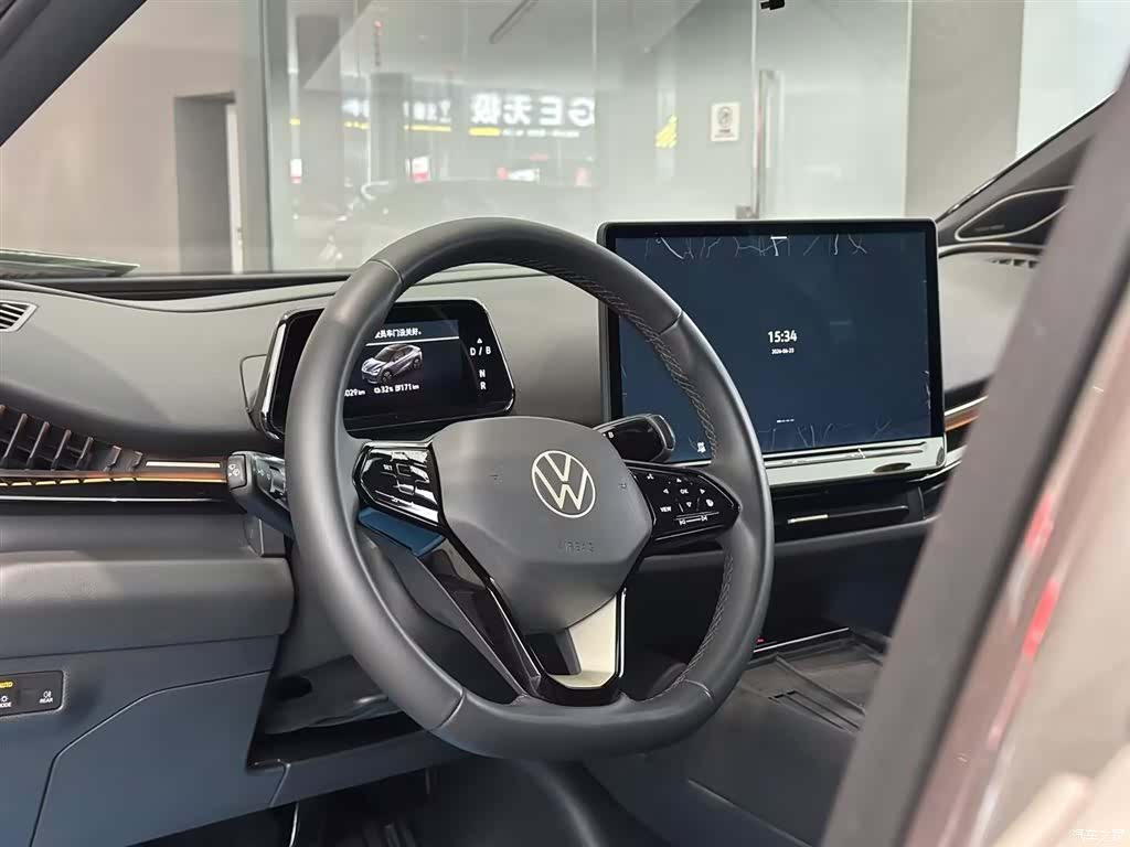 Volkswagen 06, 2025 17