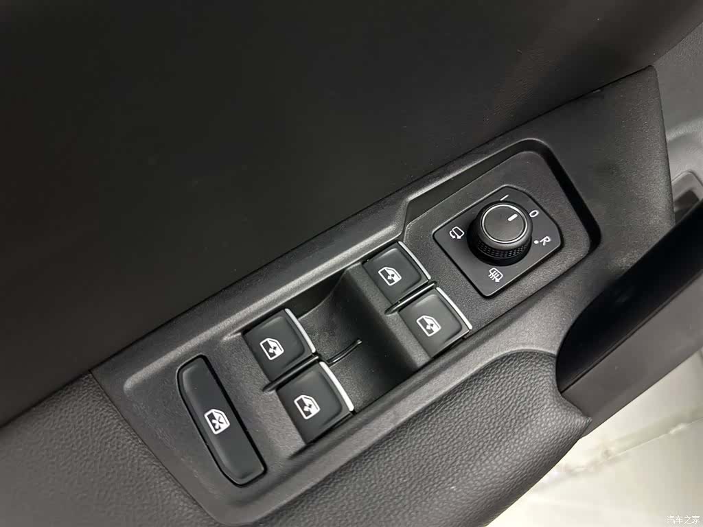 Volkswagen Tayron, 2022 25