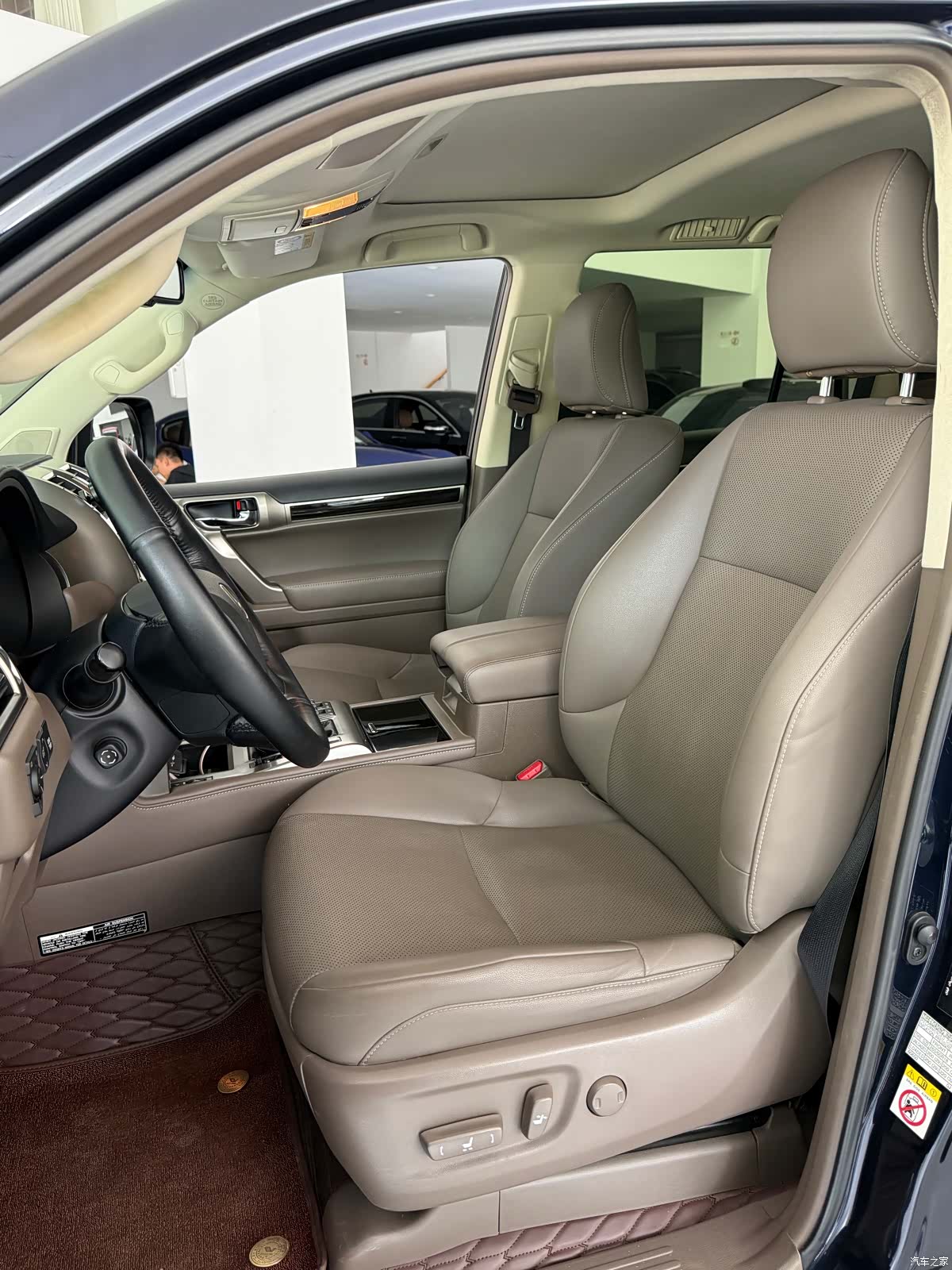 Lexus GX, 2019 4