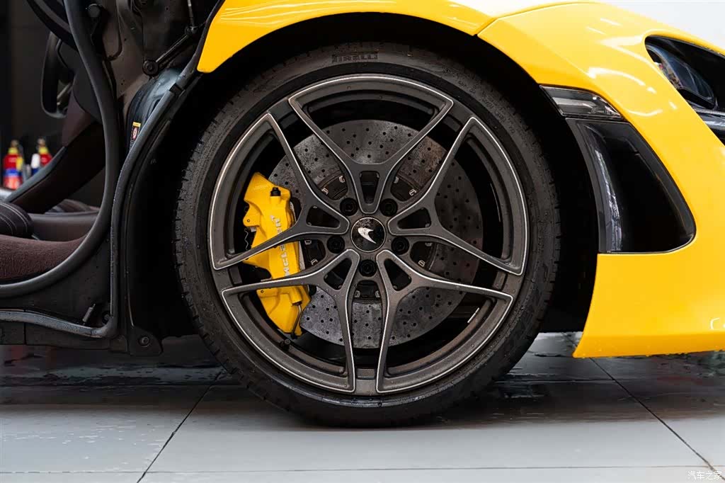 McLaren 720S, 2018 22