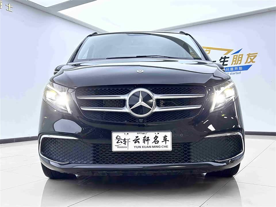 Mercedes-Benz V-class