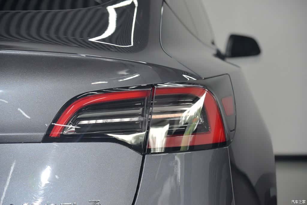 Tesla Model 3, 2021 23
