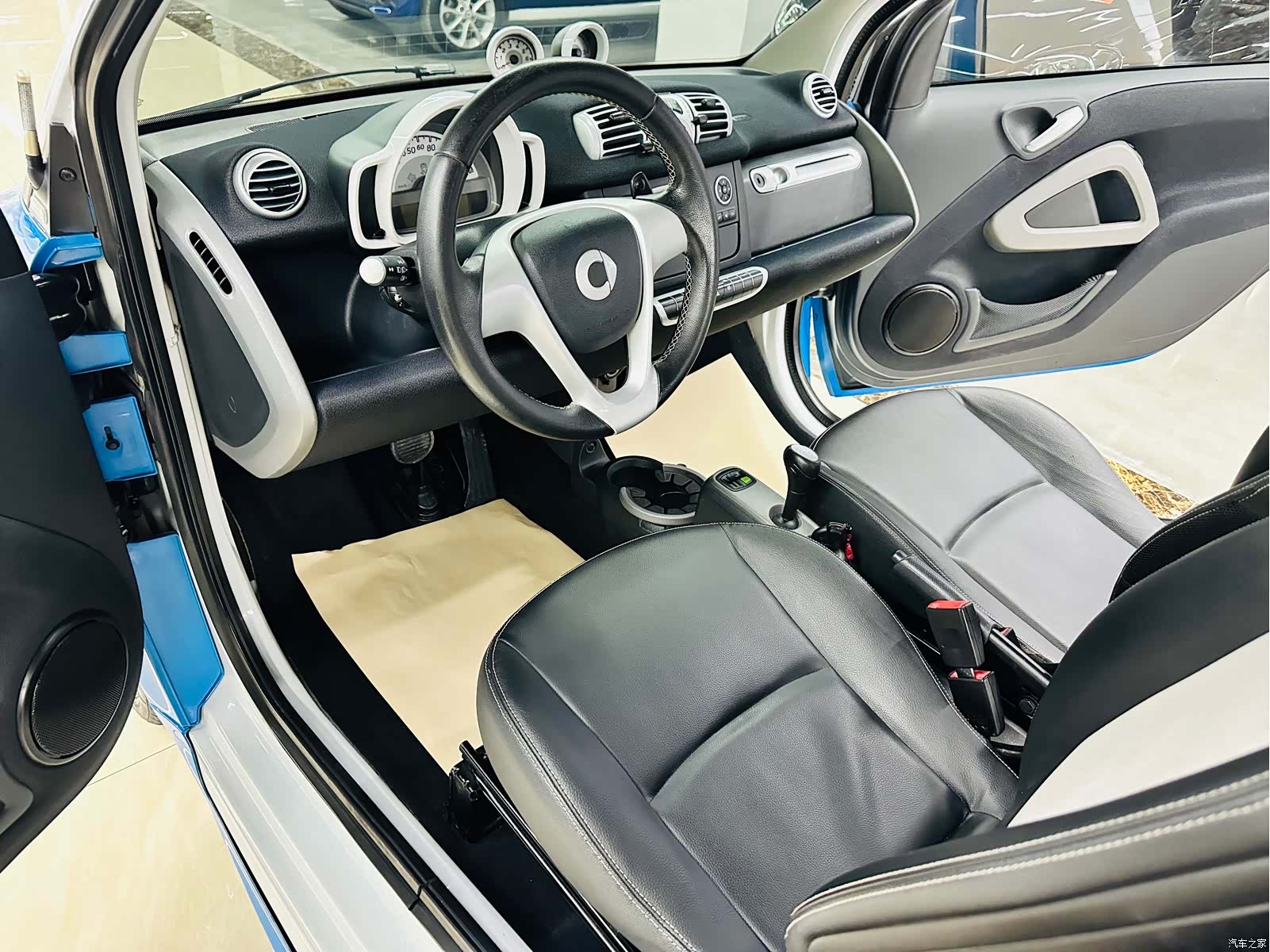Smart Fortwo, 2013 15