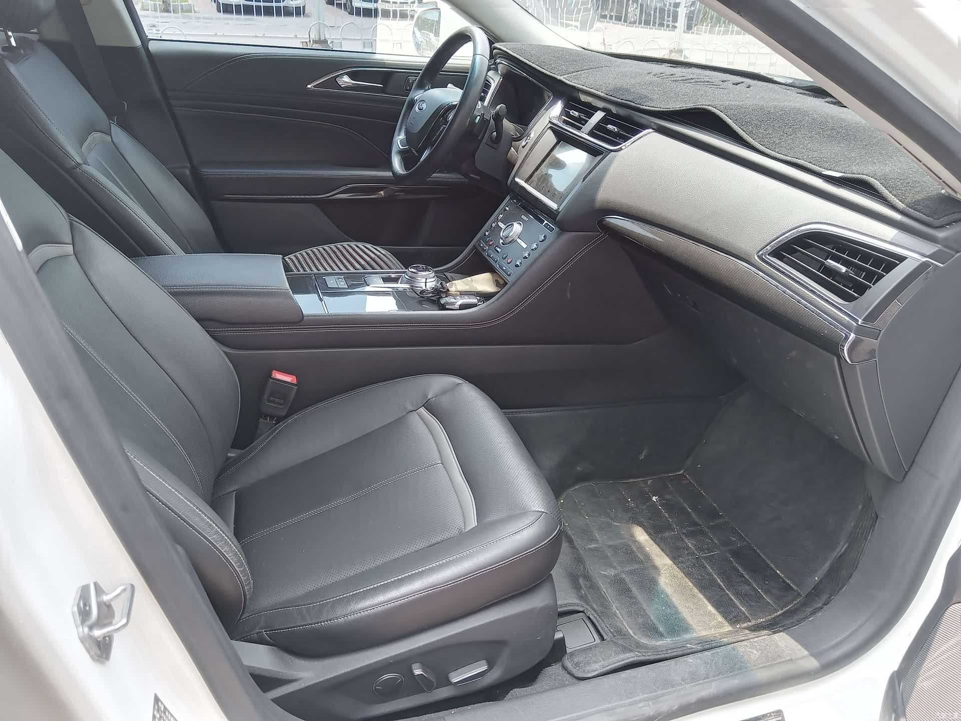 Ford Taurus, 2017 12