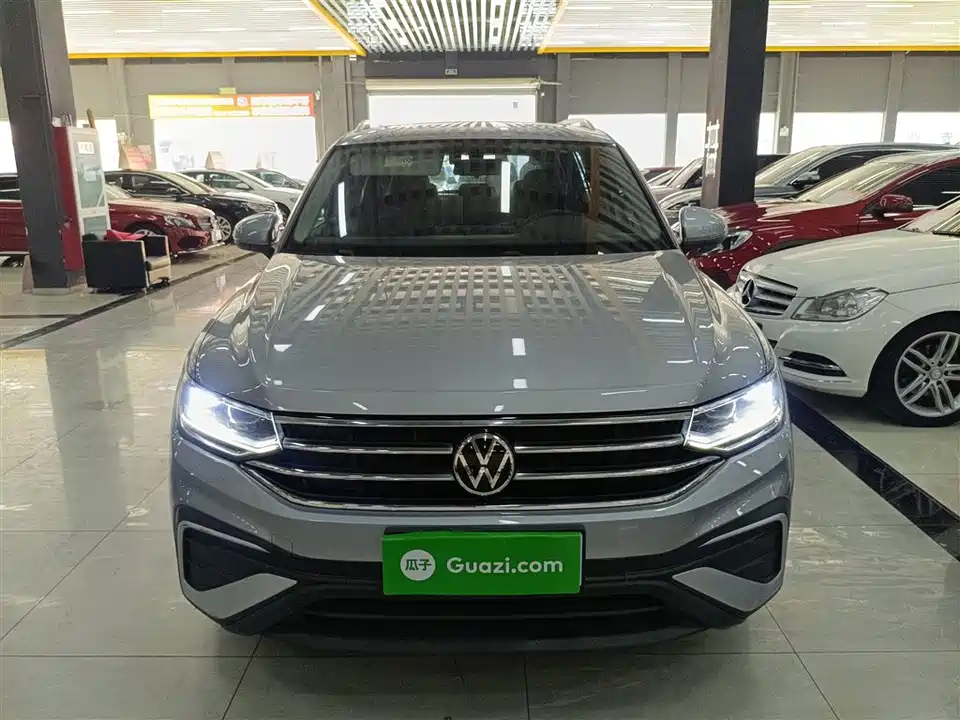 Volkswagen Tiguan L