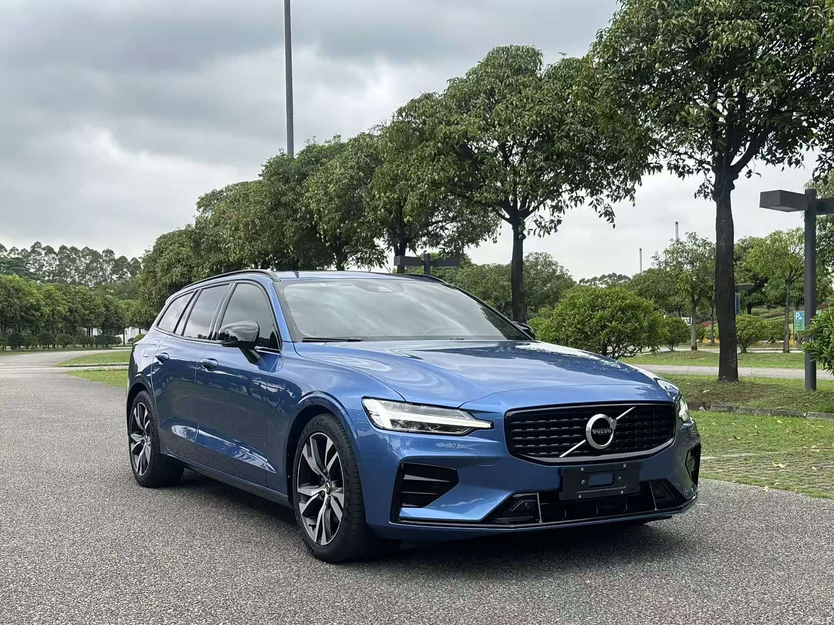 Volvo V60, 2021 3