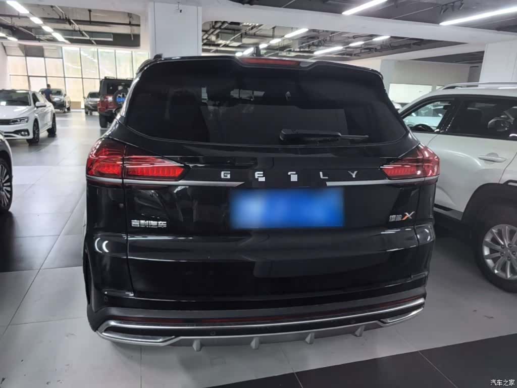 Geely Boyue, 2022 6