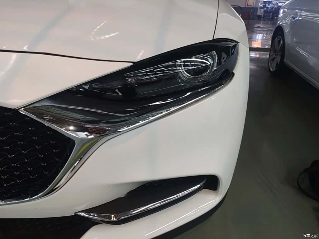 Mazda CX-4, 2020 24