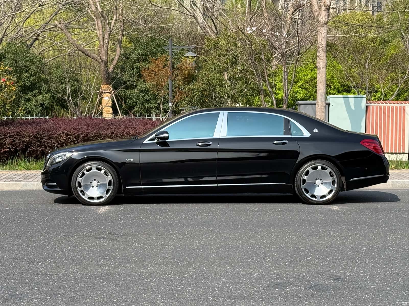 Maybach S-Class, 2017 все фото