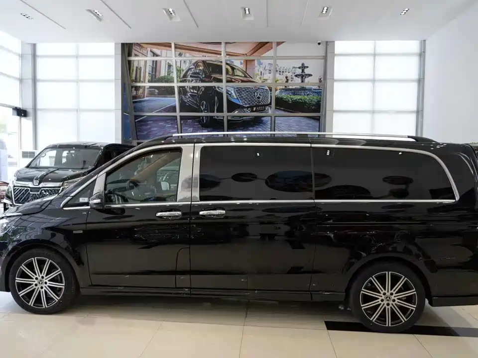 Mercedes-Benz V-class