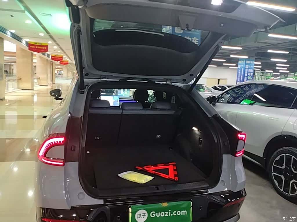 Xpeng G7, 2025 19
