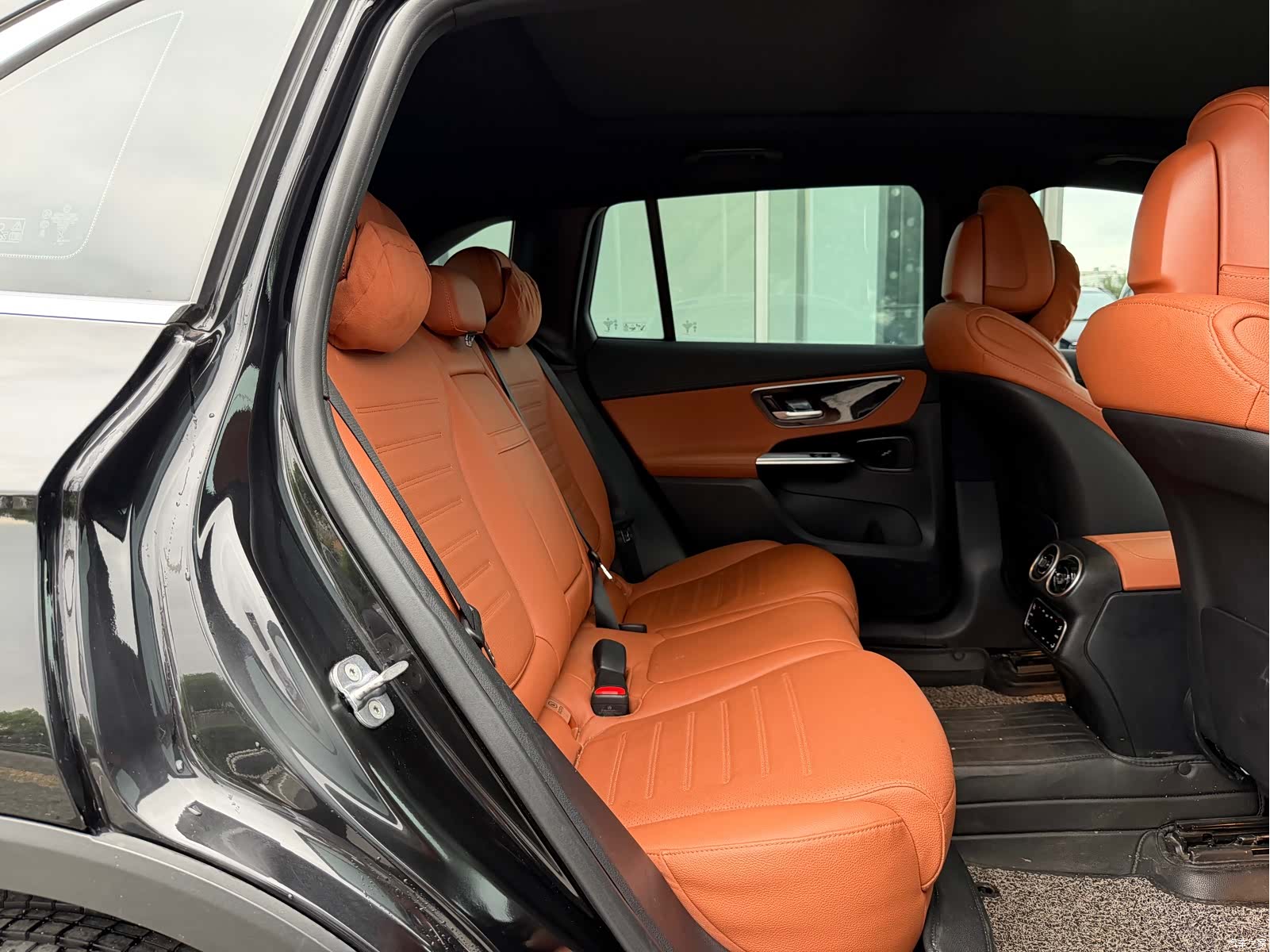 Mercedes-Benz GLC, 2023 13