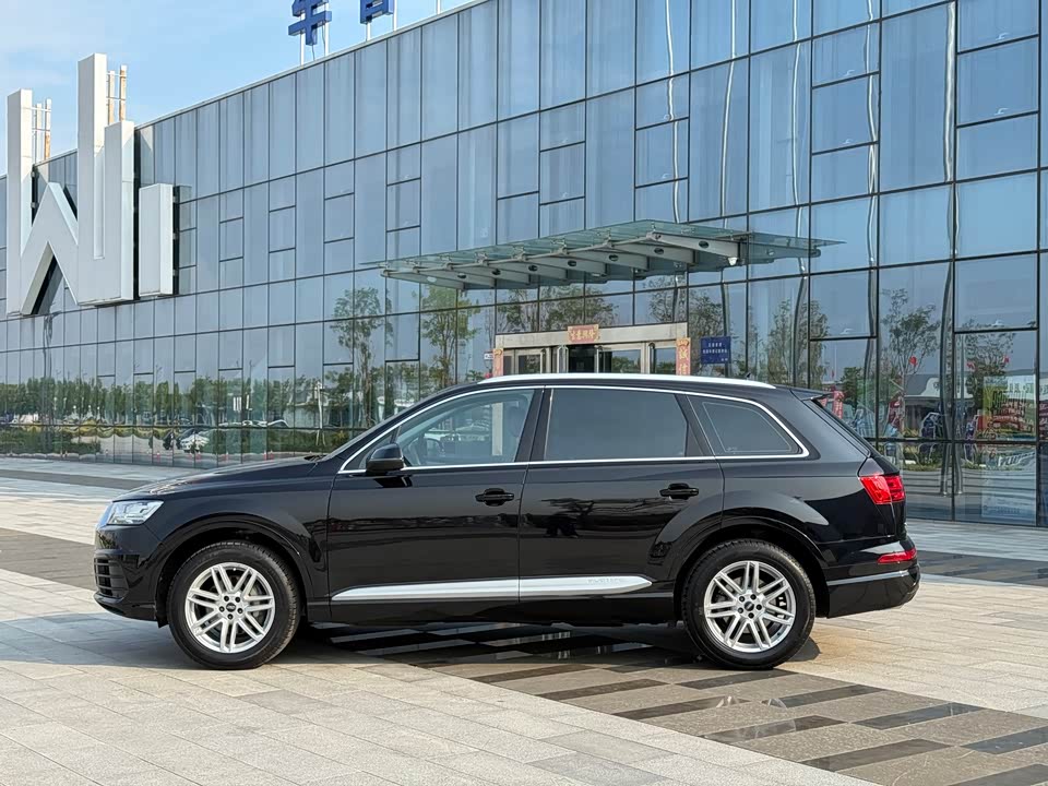 Audi Q7 Audi Q7