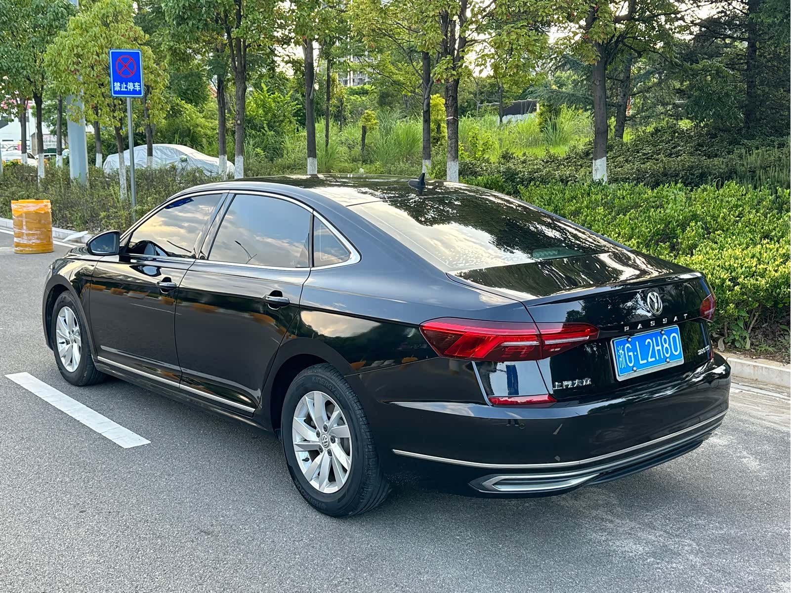 Volkswagen Passat, 2020 4