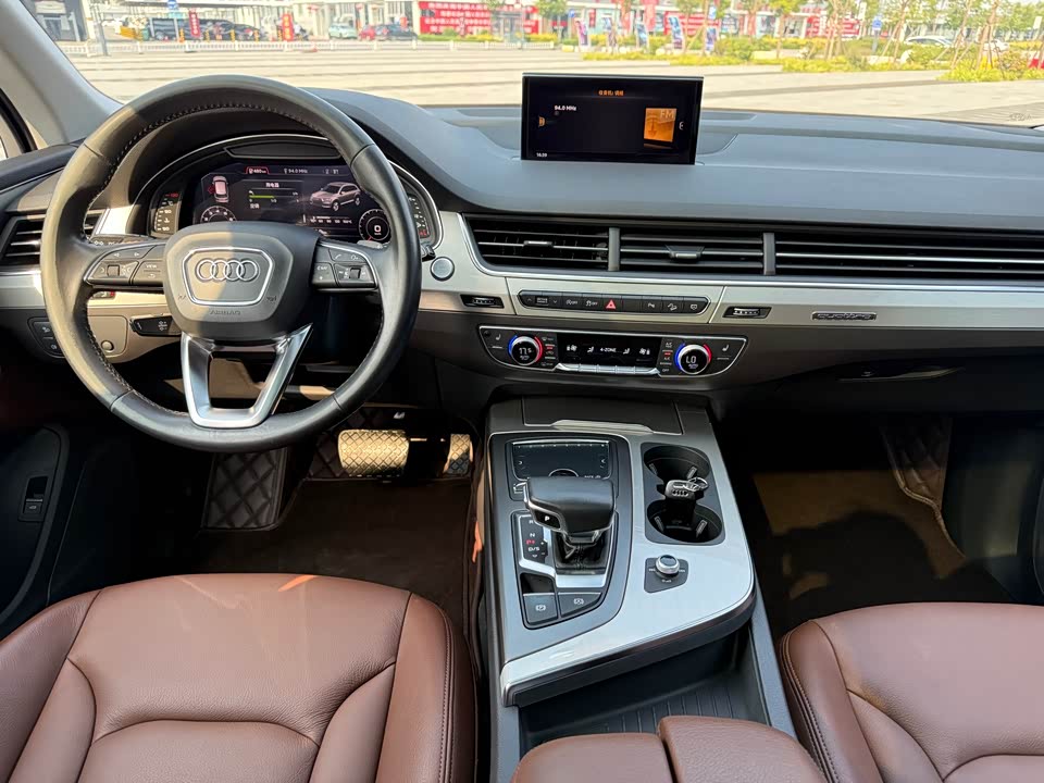 Audi Q7 Audi Q7