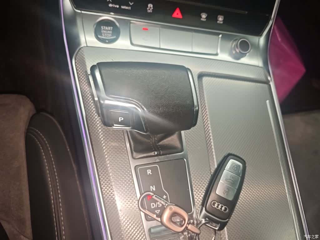 Audi A6L, 2023 14