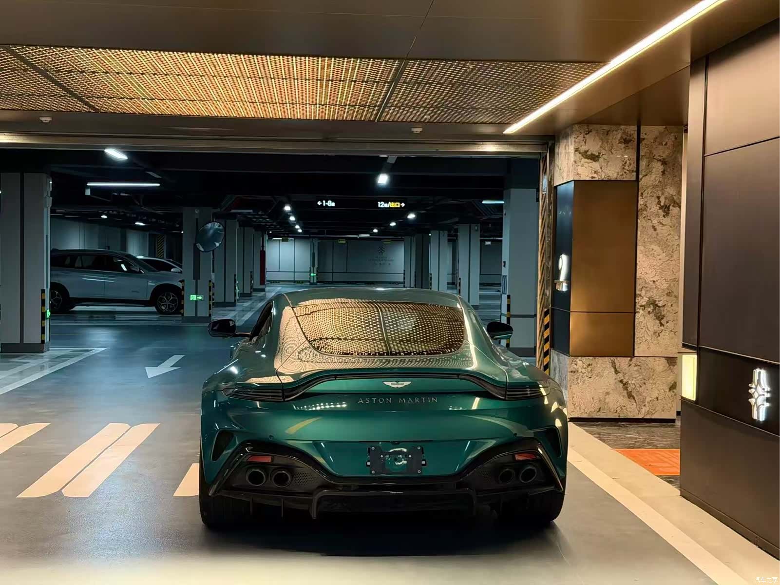 Aston Martin Vantage, 2025 6