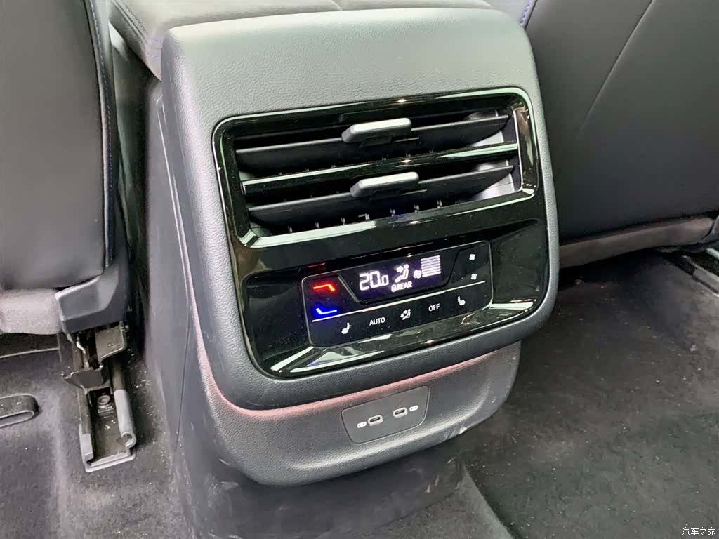 Volkswagen Teramont, 2025 29