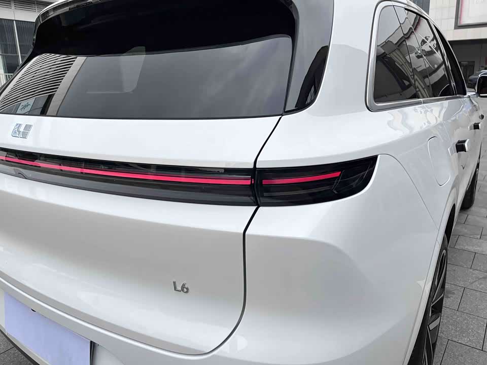 Li Auto Ideal L6