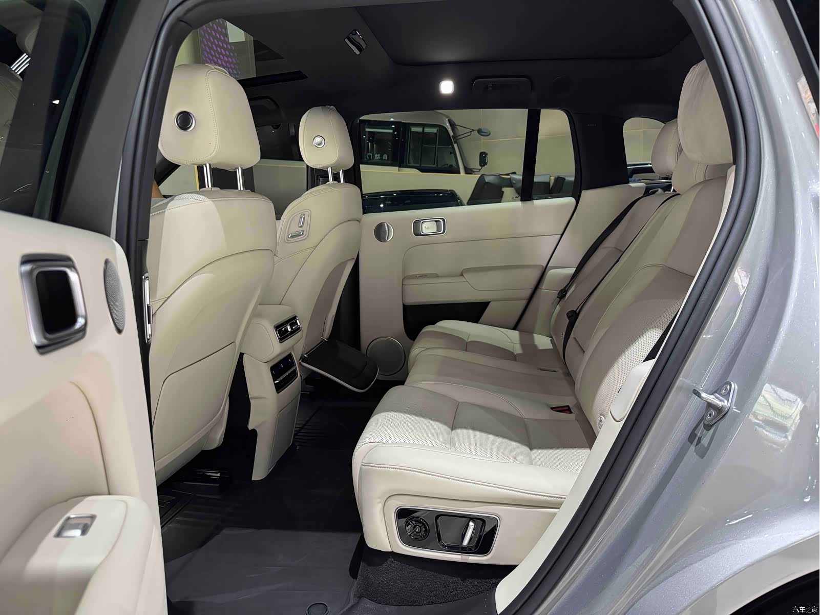 Li Auto L7, 2023 все фото