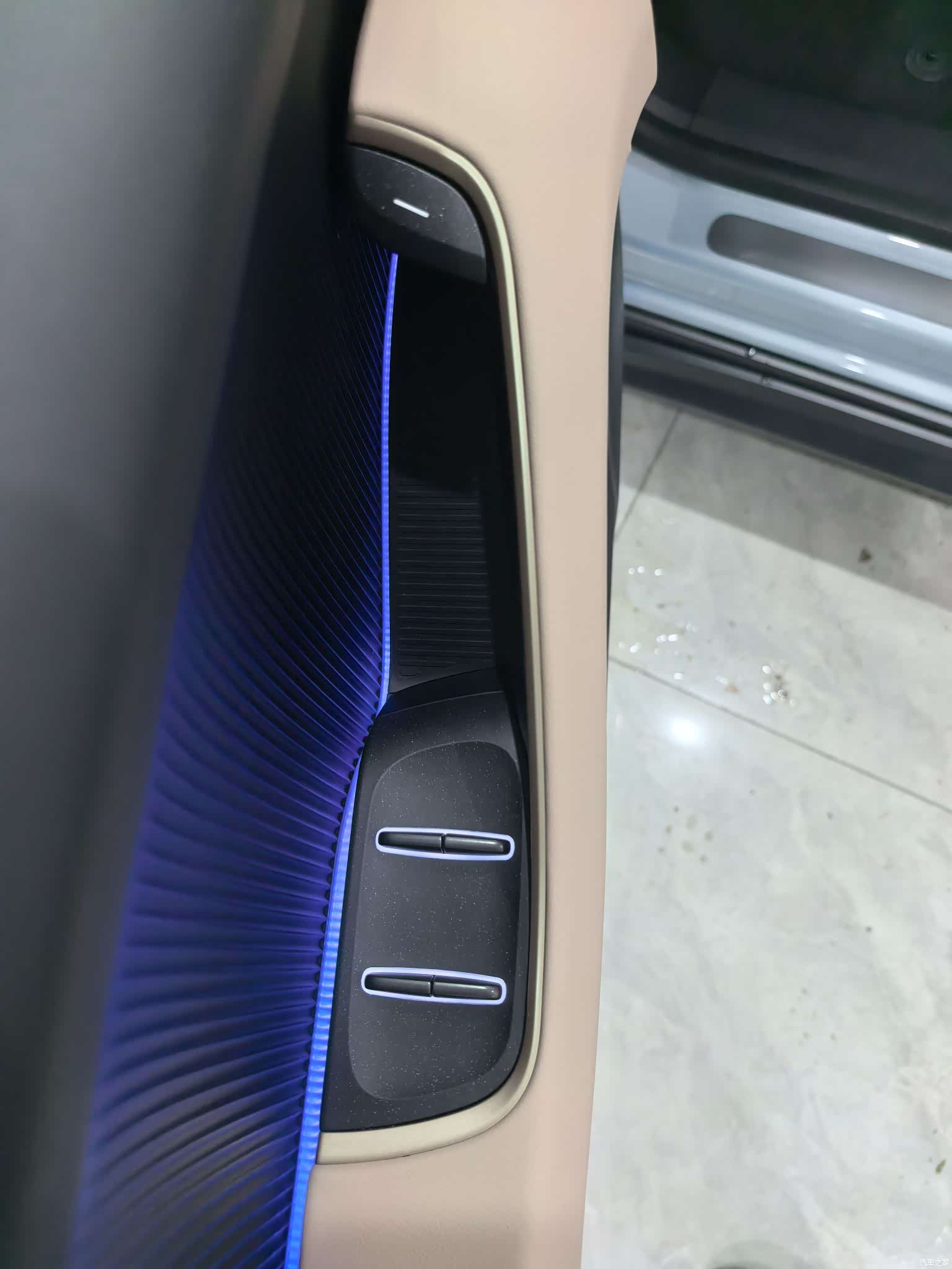NIO ET5, 2023 11