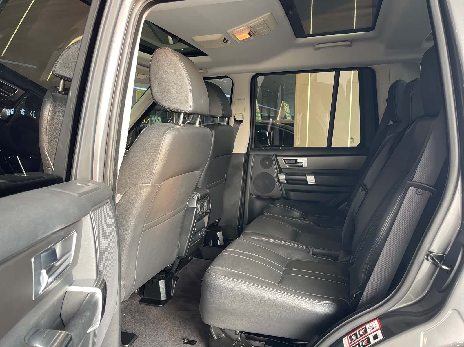Land Rover Discovery, 2016 все фото