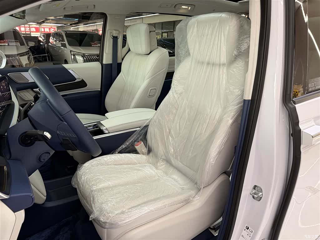 Buick Century, 2025 все фото