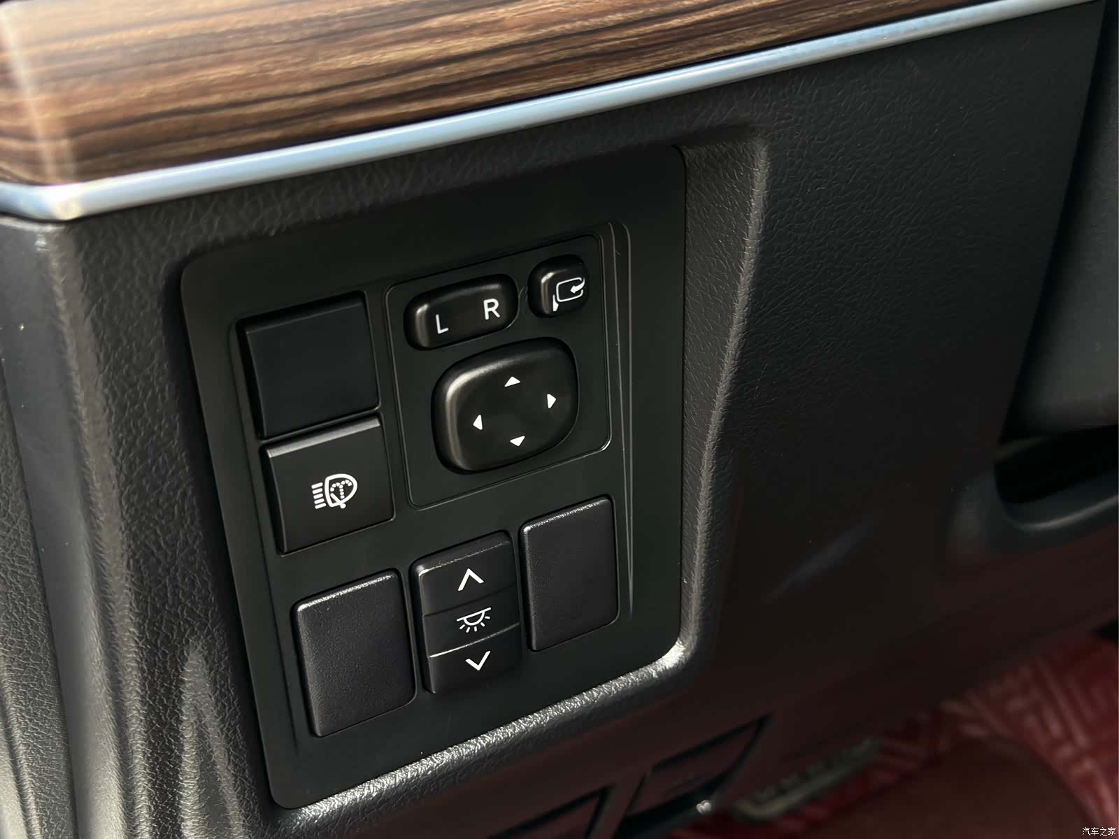 Toyota Prado, 2018 17