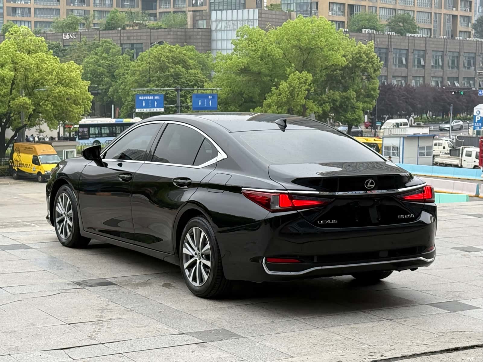 Lexus ES, 2019 20