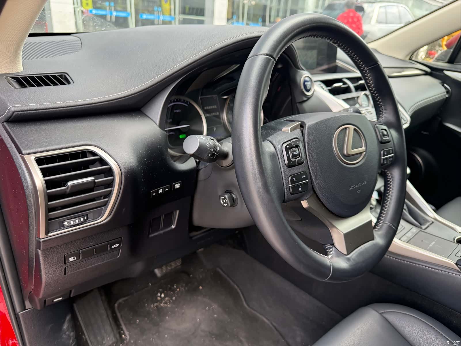 Lexus NX, 2020 15