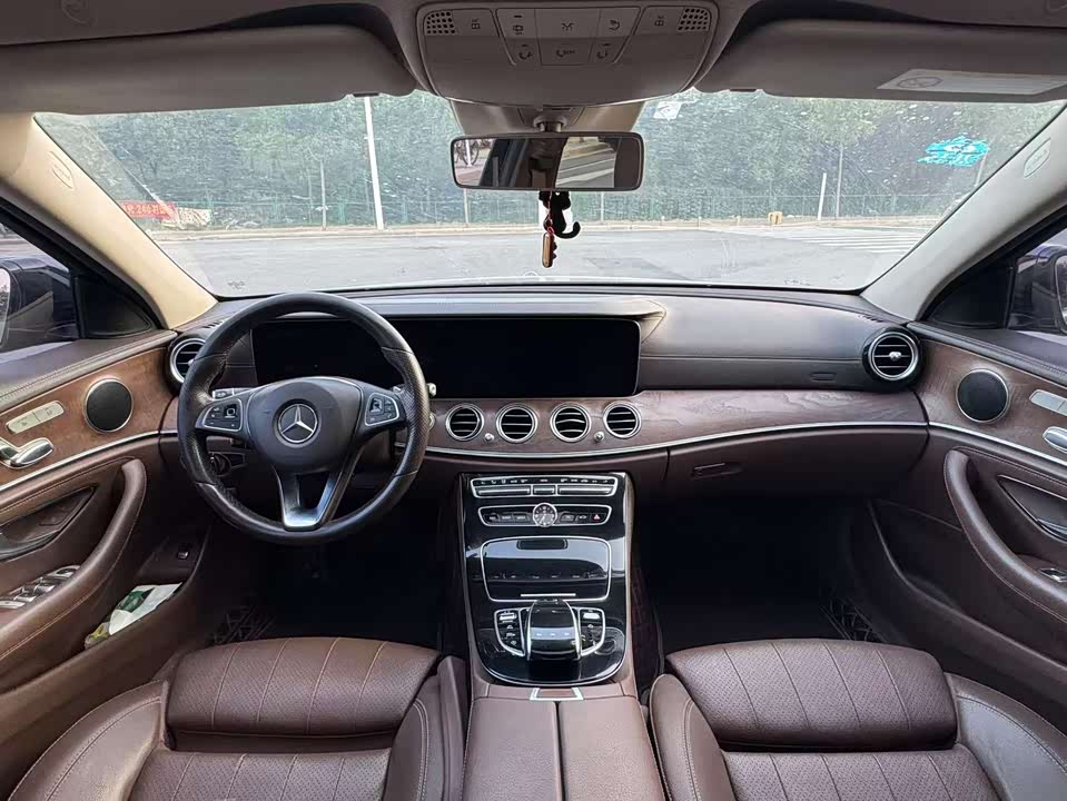 Mercedes-Benz E-class Mercedes-Benz E-class