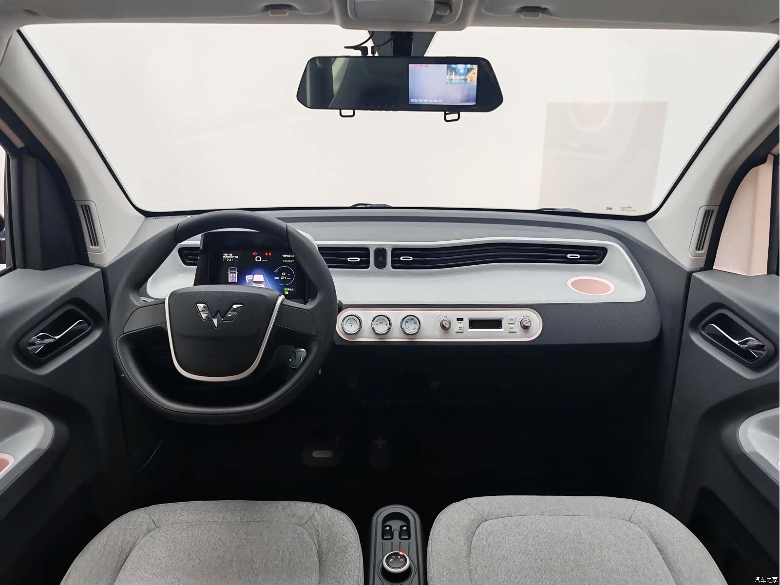 Wuling MINIEV, 2021 15