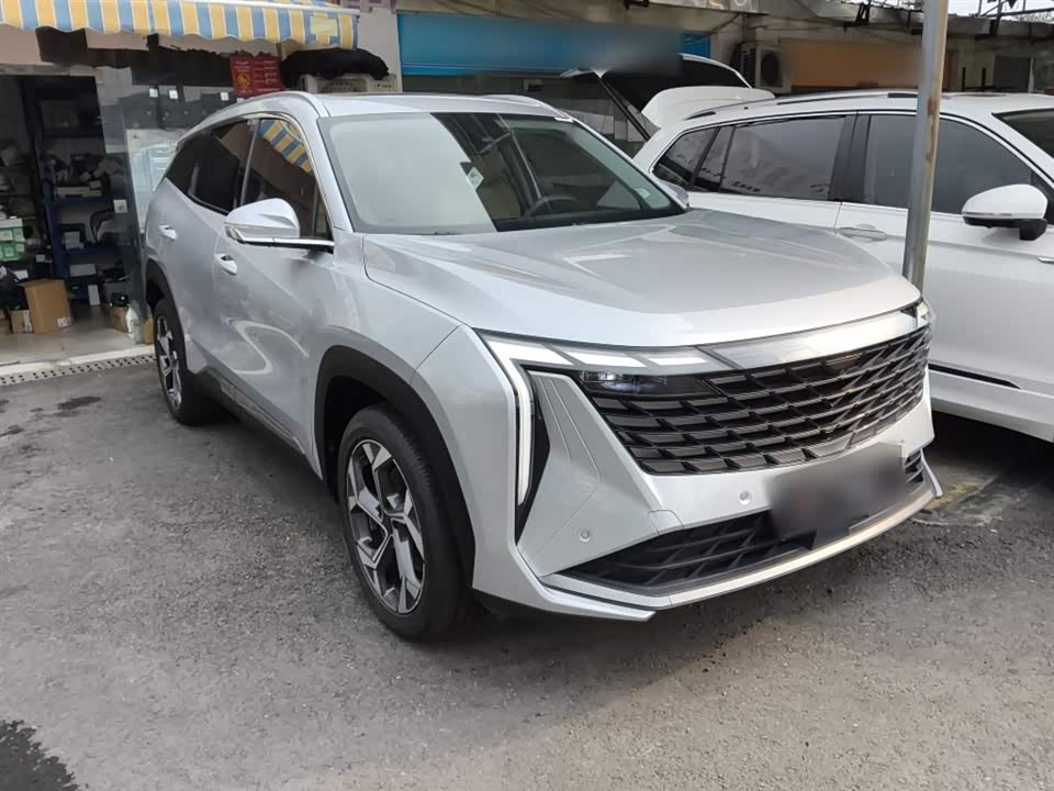 Geely Atlas L