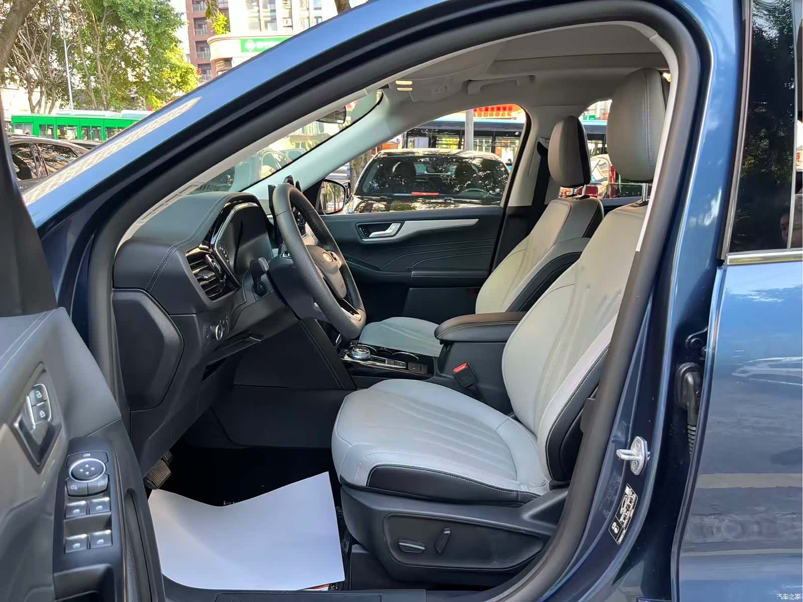 Ford Escape, 2023 9