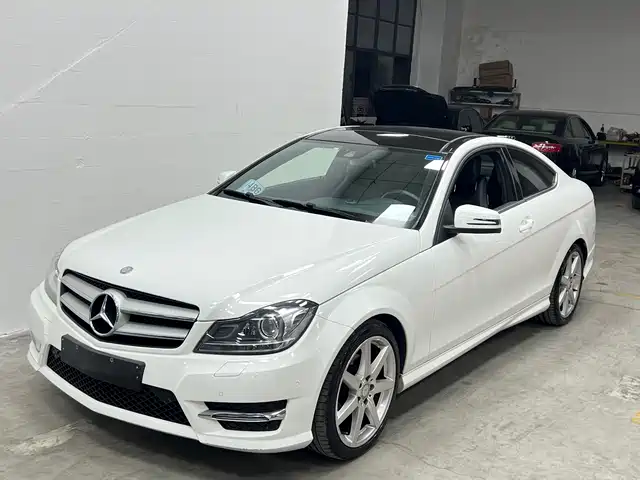 Mercedes-Benz C-Class 2015 — купить из Китая под заказ
