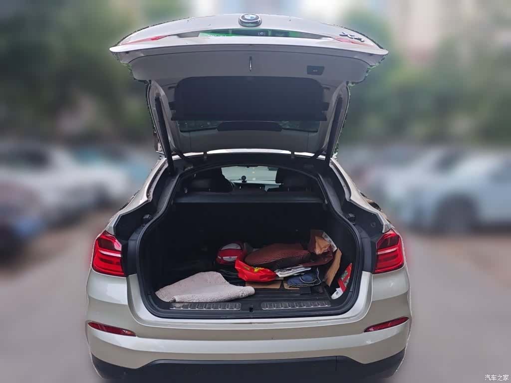 BMW X4, 2015 10