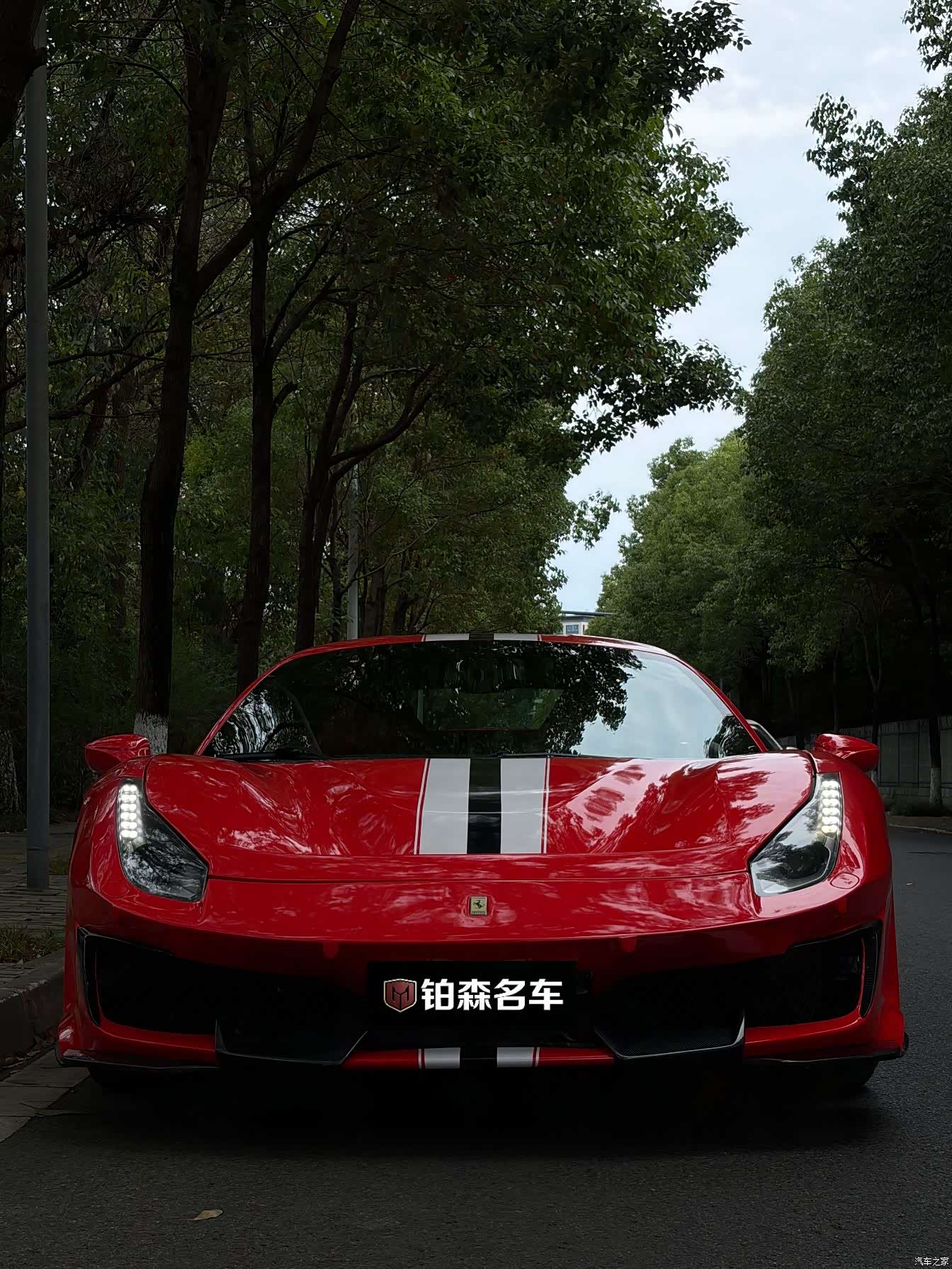 Ferrari 488, 2017 3