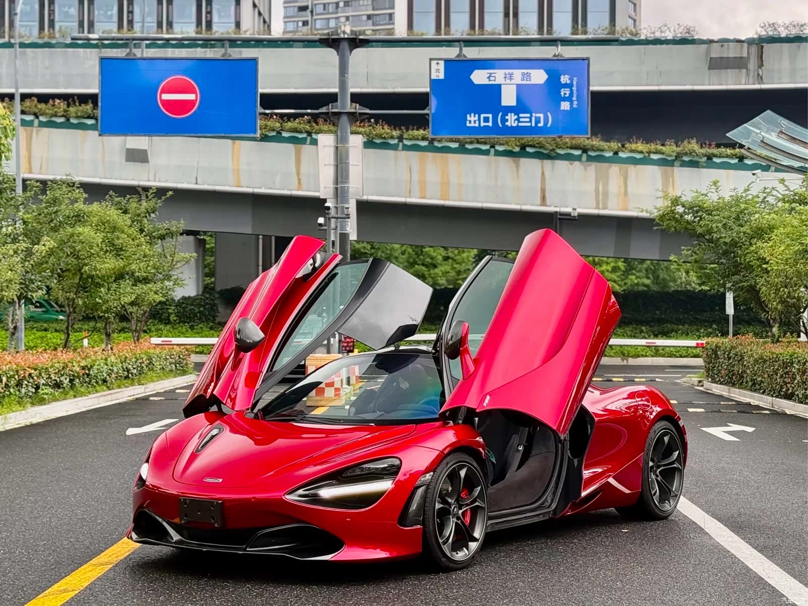 McLaren 720S
