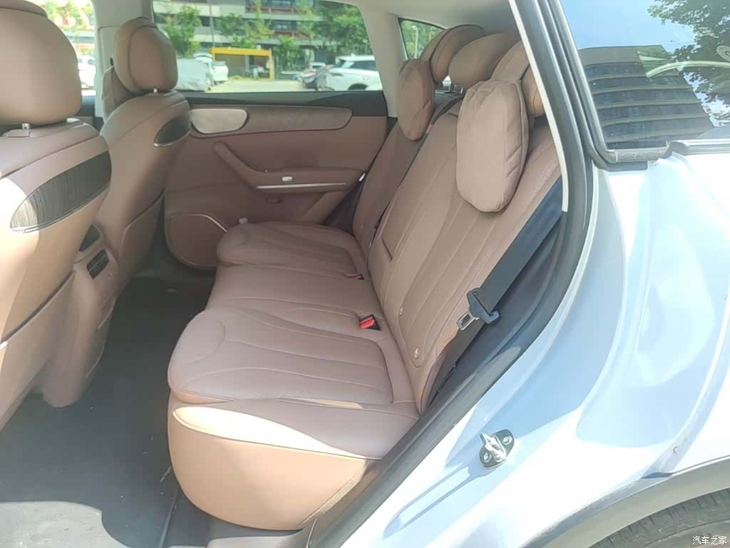Leapmotor C11, 2025 17