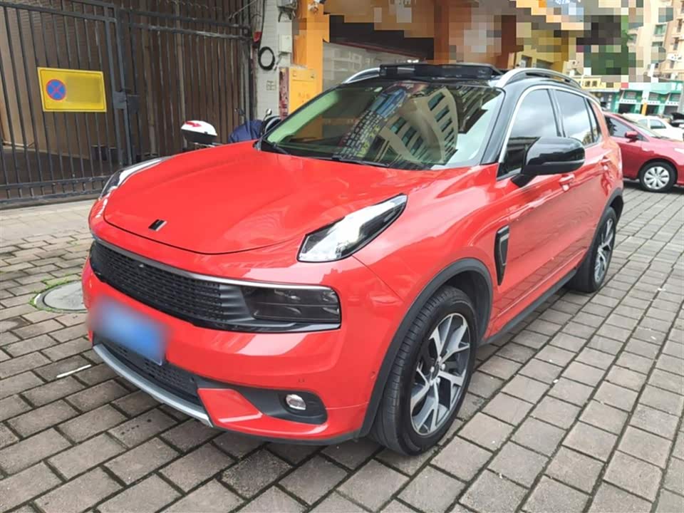 Lynk & Co 01