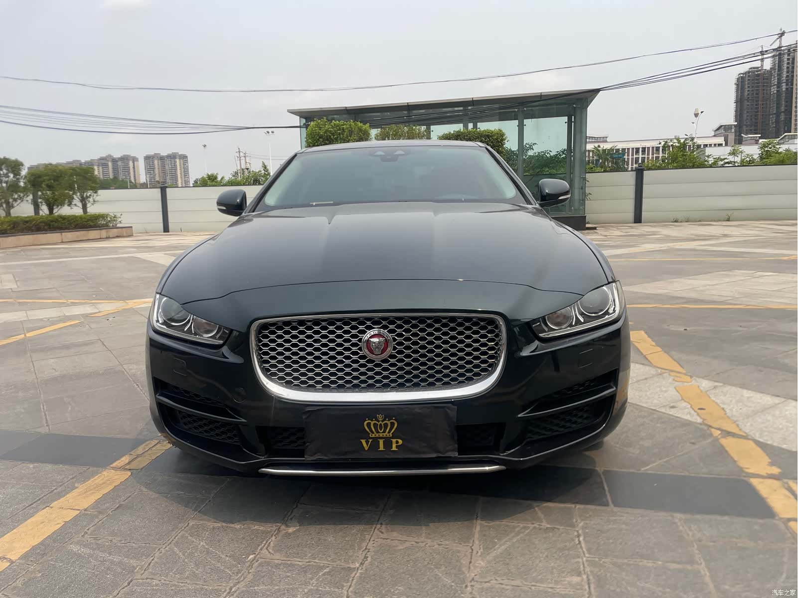 Land Rover XEL, 2018 3