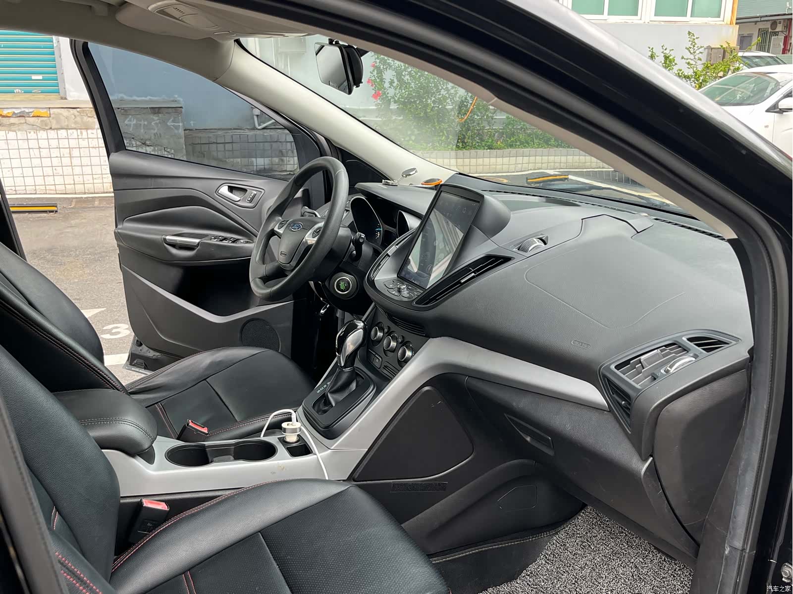 Ford Kuga, 2014 21