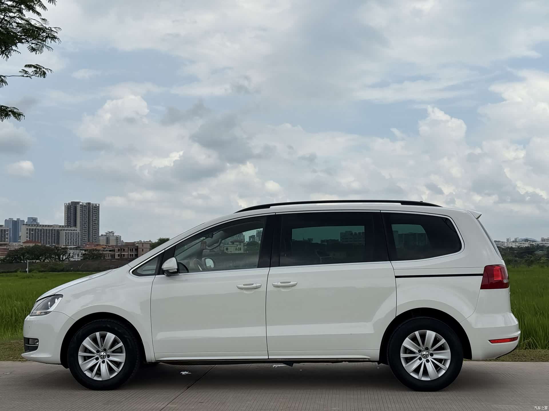 Volkswagen Xia, 2014 4