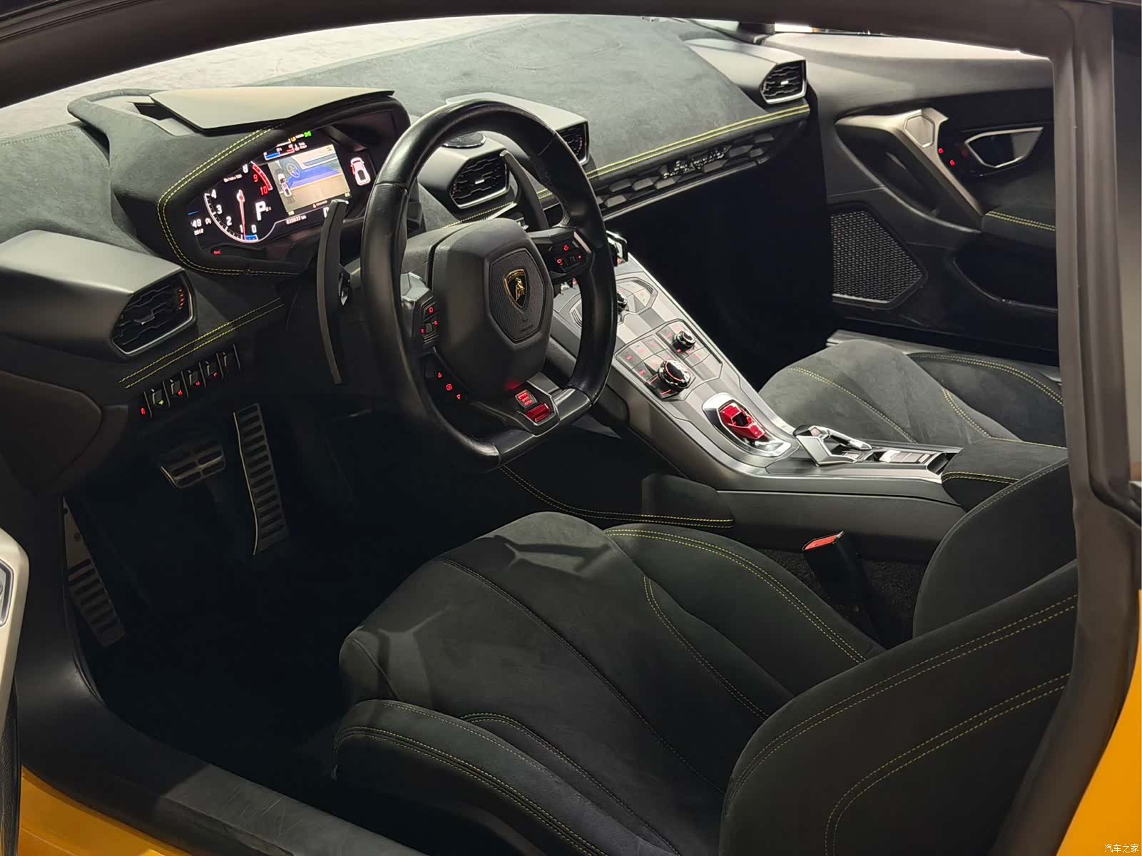 Lamborghini Huracán, 2016 11