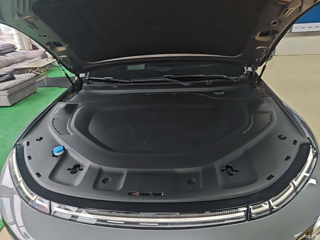 Xpeng P7, 2024 20