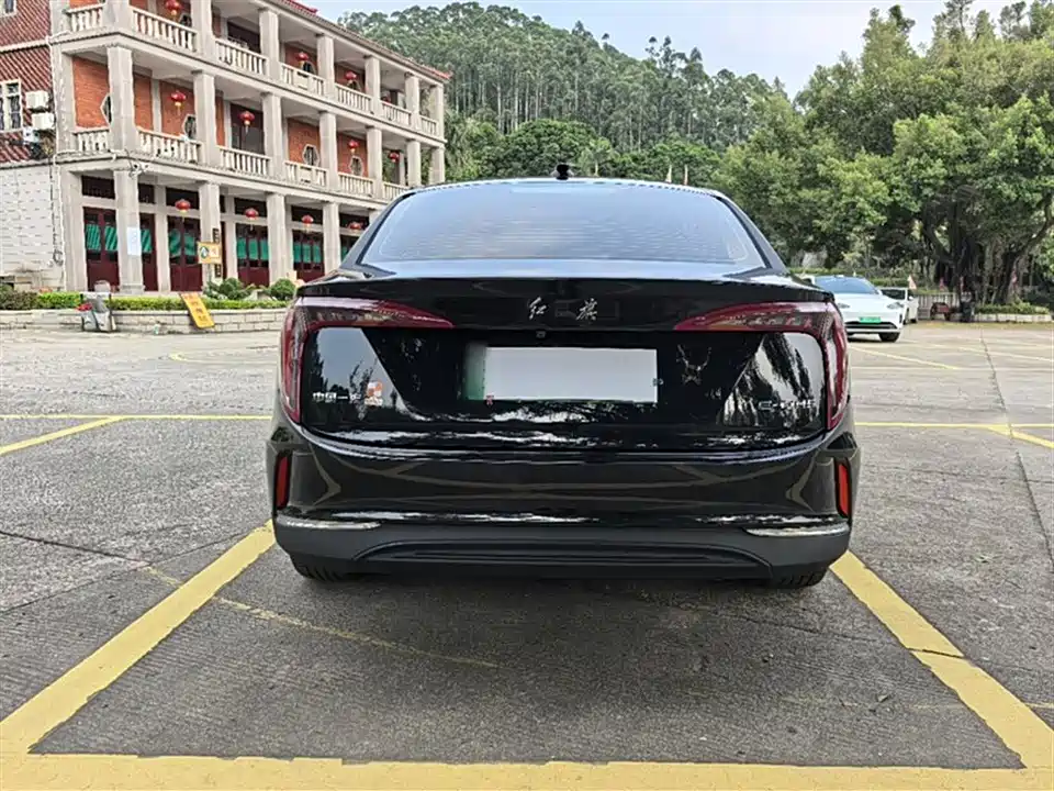Hongqi E-QM5 Hongqi E-QM5