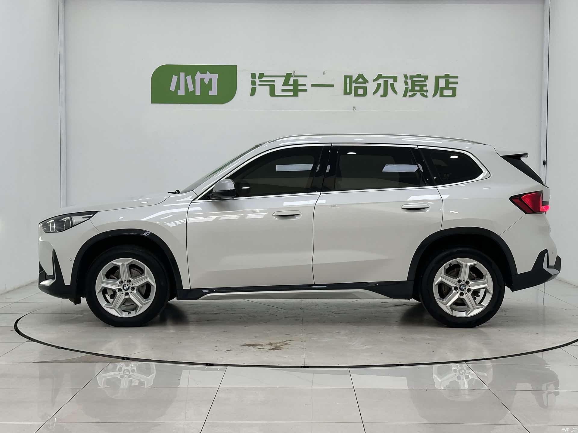BMW X1, 2024 все фото
