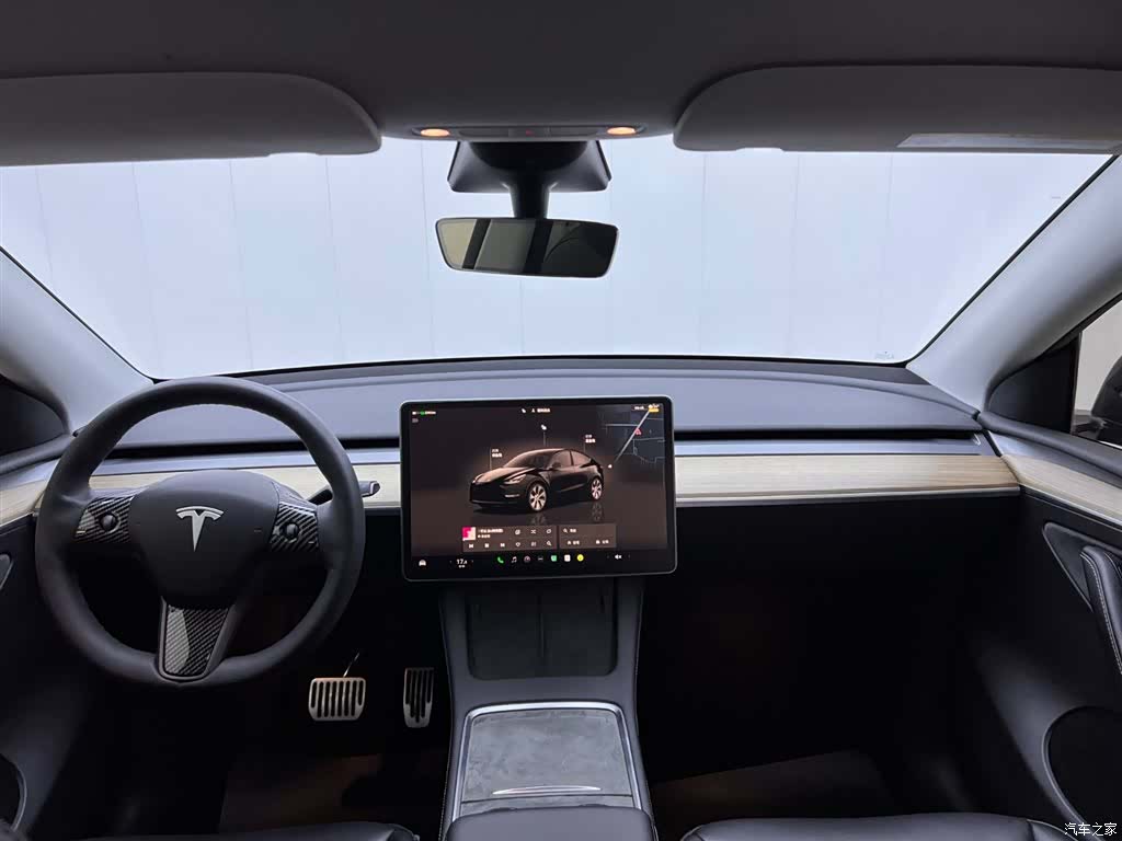 Tesla Model Y, 2022 21