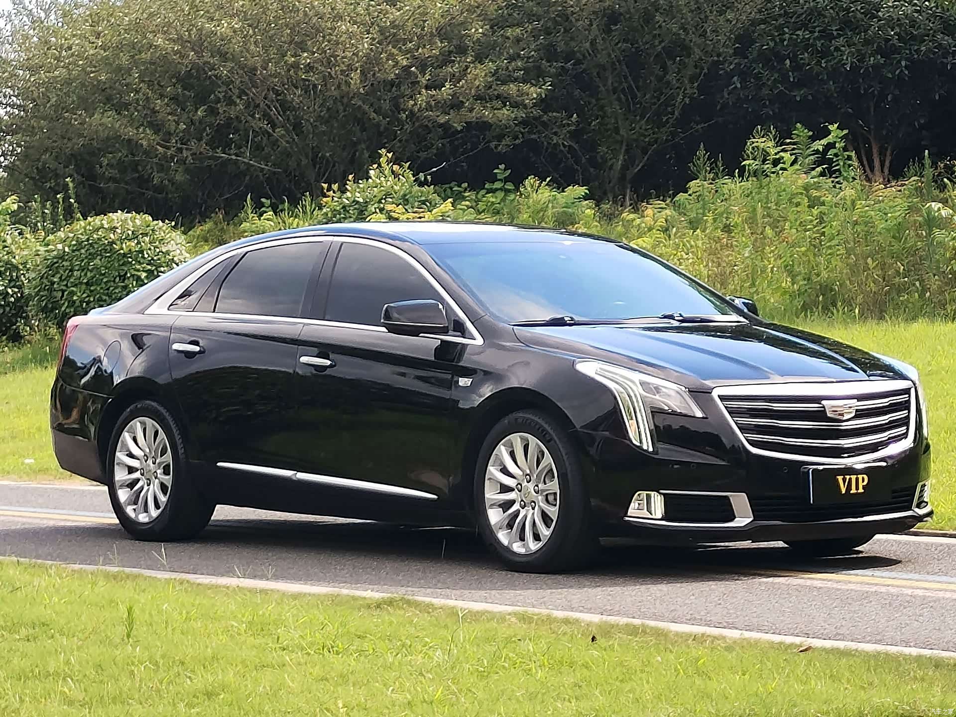 Cadillac XTS, 2017 2