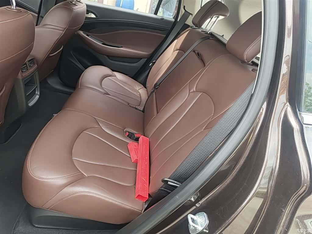 Buick Envision Plus, 2021 17